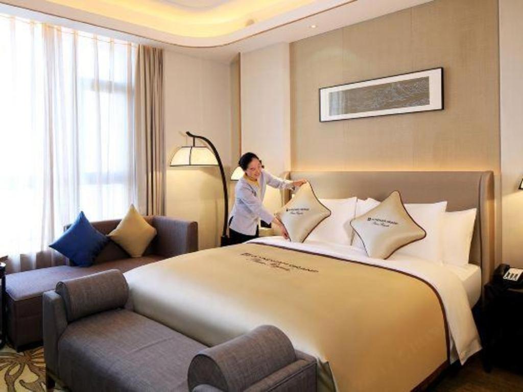 Wyndham Grand Plaza Royale Huayu Chongqing Hotell Eksteriør bilde