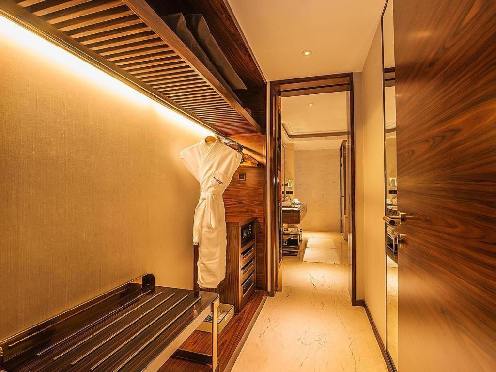 Wyndham Grand Plaza Royale Huayu Chongqing Hotell Eksteriør bilde